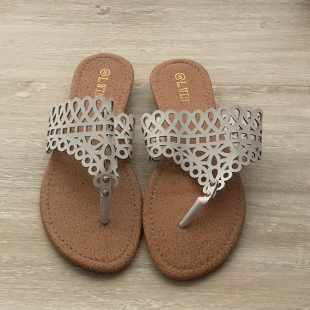 White mini wedges sandals. NWOT